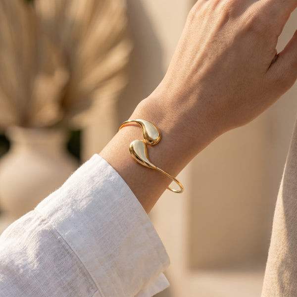 Jonc Torsadé Sphère Larme — Plaqué Or | Bracelet Ouvert Ajustable
