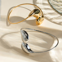 Jonc Torsadé Sphère Larme — Plaqué Or | Bracelet Ouvert Ajustable