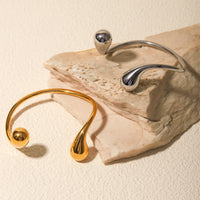 Jonc Torsadé Sphère Larme — Plaqué Or | Bracelet Ouvert Ajustable