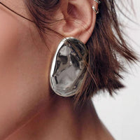 Boucles d'Oreilles Ovales Sculptées — Statement Dorée