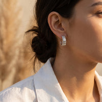 Créoles Nervurées Bicolores — Or 18K & Platine | Finition Luxe
